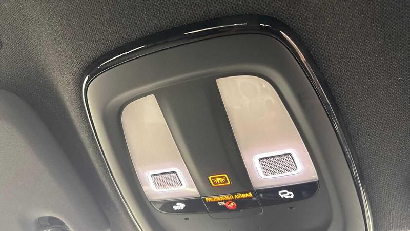 Used Volvo XC40 2023 for sale - 77301236: Photo 29