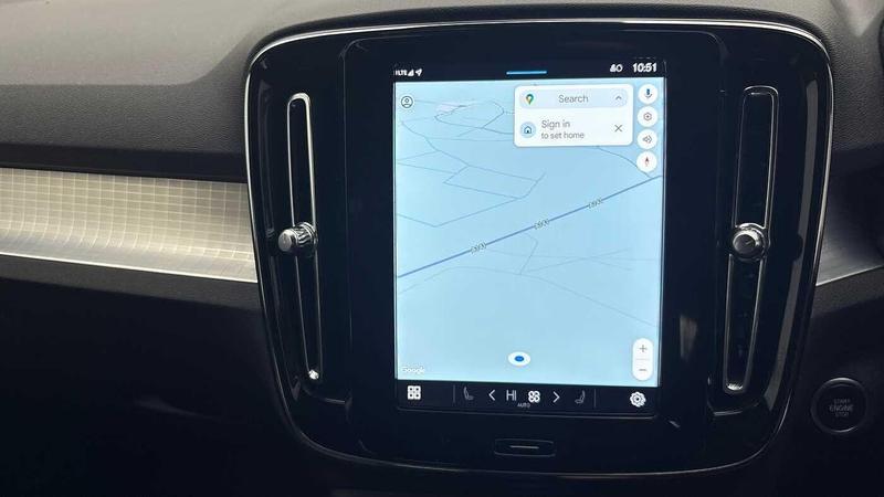 Used Volvo XC40 2023 for sale - 77301236: Photo 32