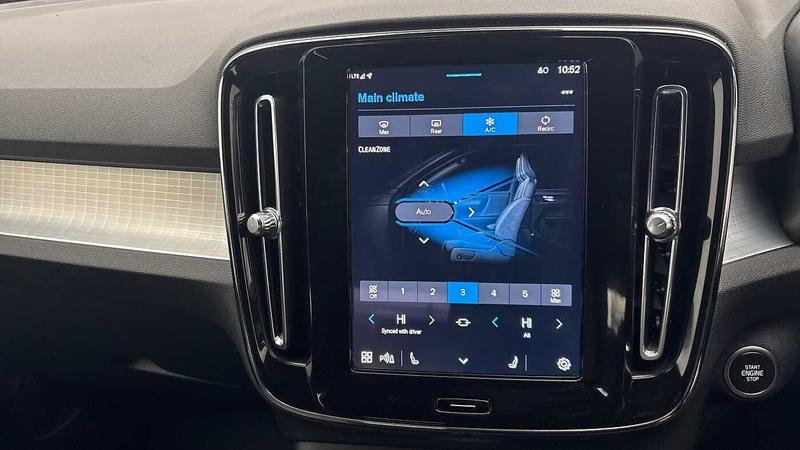 Used Volvo XC40 2023 for sale - 77301236: Photo 35