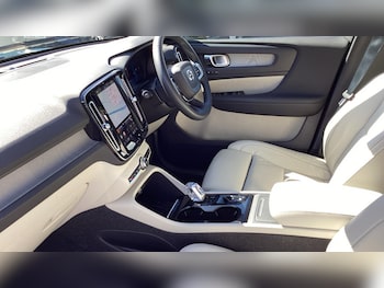 Used Volvo XC40 2022 for sale - 78370549: Photo
