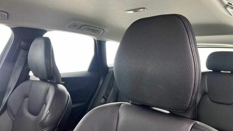Used Volvo XC60 2021 for sale - 76631245: Photo 11