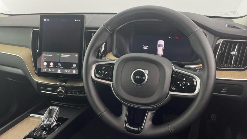 Used Volvo XC60 2025 for sale - 76508254: Photo 10