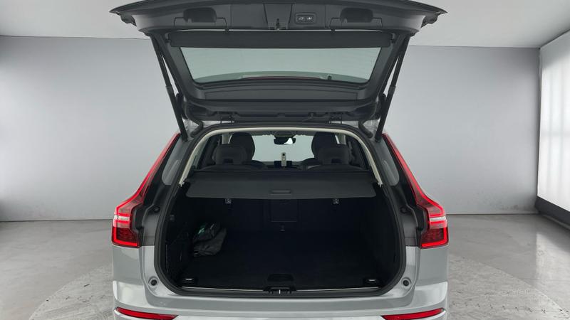Used Volvo XC60 2025 for sale - 76508254: Photo 12