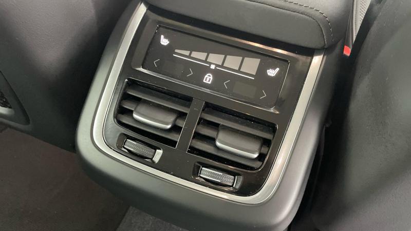 Used Volvo XC60 2025 for sale - 76508254: Photo 32