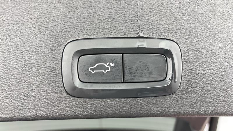 Used Volvo XC40 2021 for sale - 77462369: Photo 17