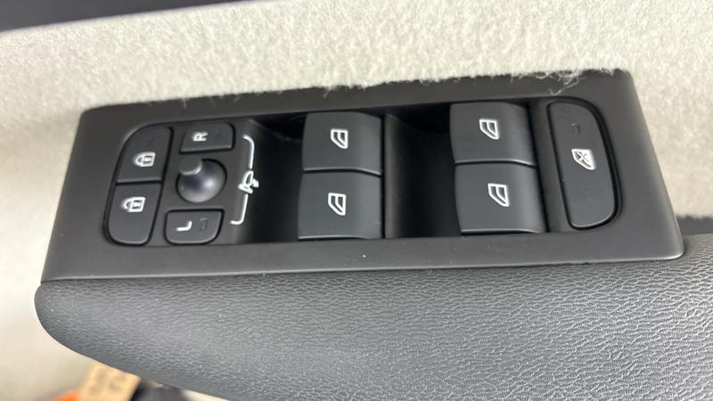 Used Volvo XC40 2021 for sale - 77462369: Photo 18