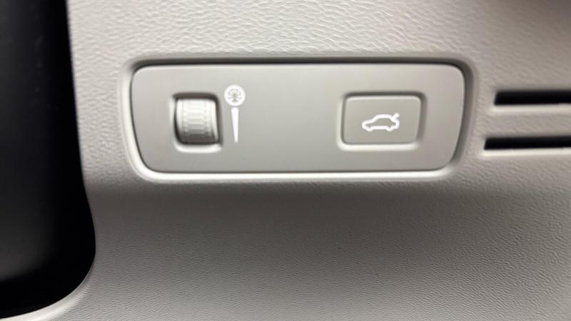 Used Volvo XC40 2021 for sale - 77462369: Photo 21