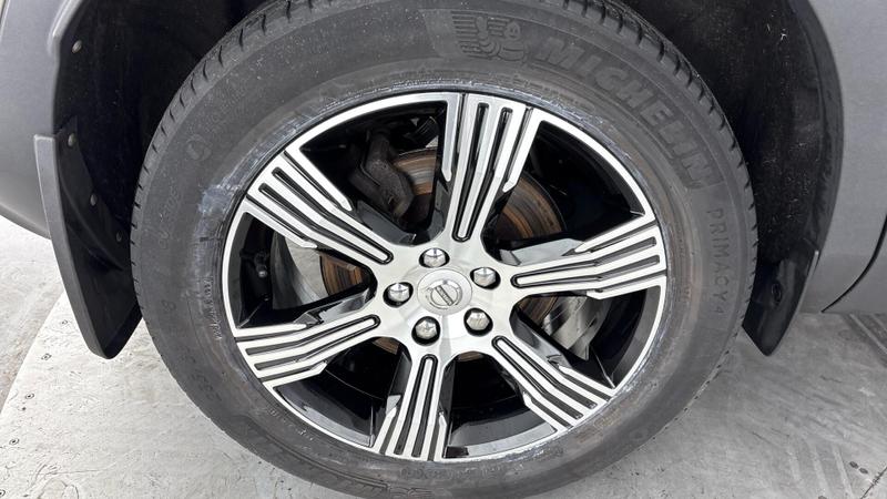 Used Volvo XC40 2021 for sale - 77462369: Photo 33