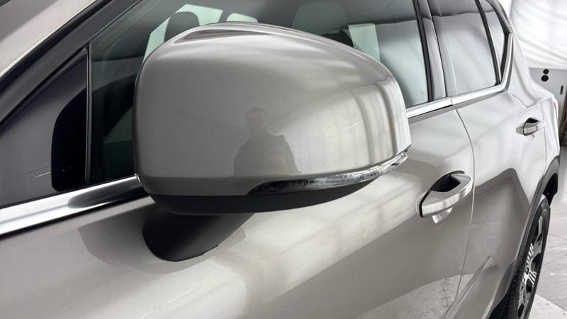 Used Volvo XC40 2021 for sale - 77462369: Photo 37