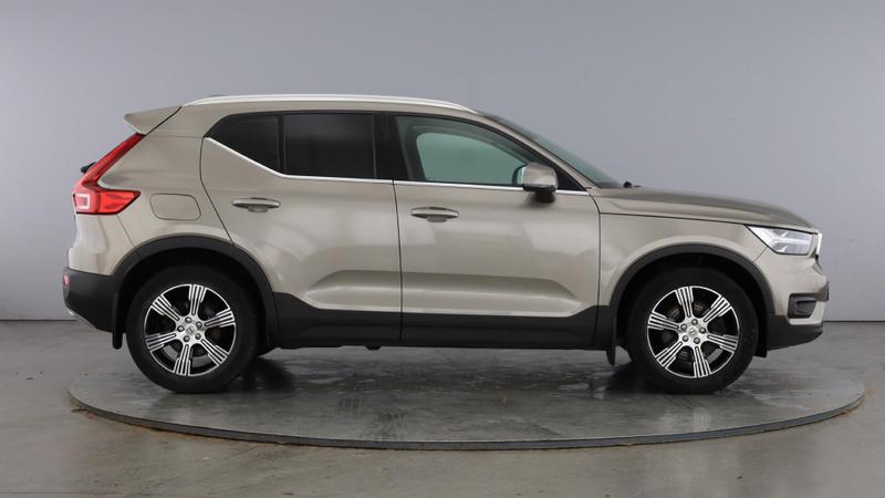Used Volvo XC40 2021 for sale - 77462369: Photo 4