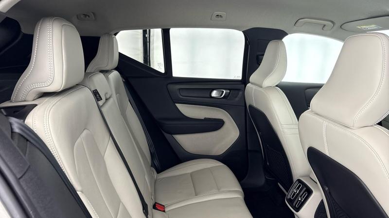 Used Volvo XC40 2021 for sale - 77462369: Photo 9