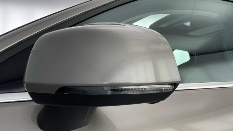 Used Volvo XC40 2020 for sale - 76684922: Photo 39