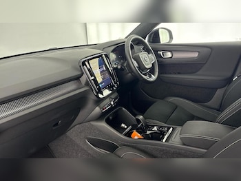 Used Volvo XC40 2024 for sale - 77301221: Photo