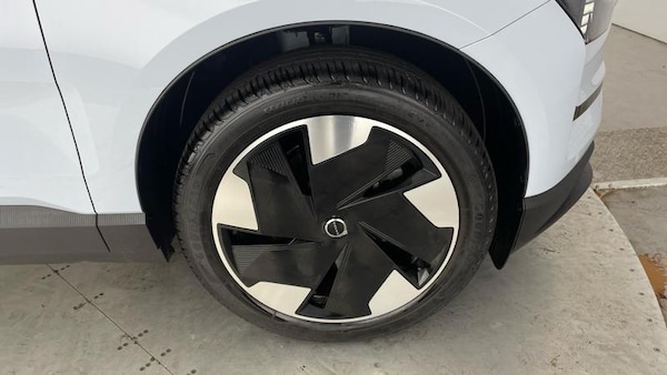Used Volvo EX30 2024 for sale - 75730857: Photo 5