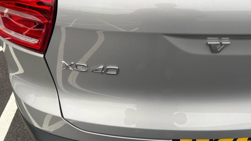Used Volvo XC40 2023 for sale - 76117438: Photo 19