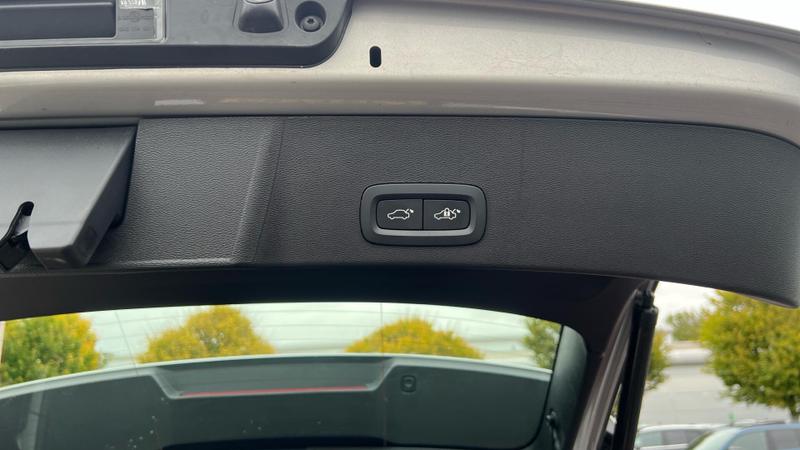 Used Volvo XC40 2023 for sale - 76117438: Photo 20