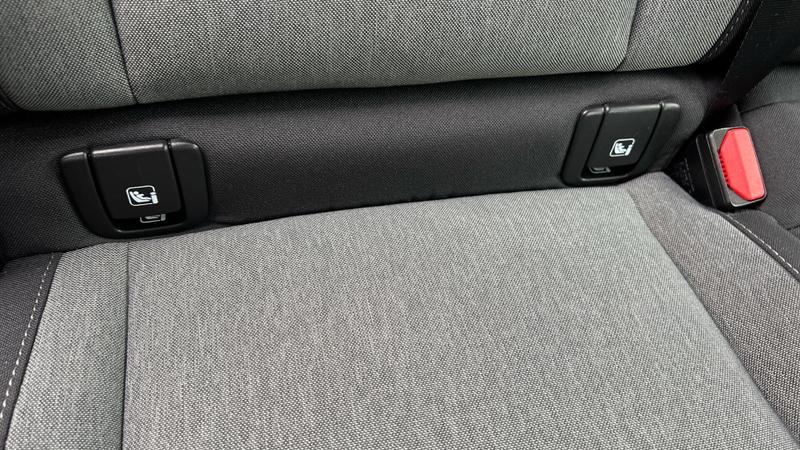 Used Volvo XC40 2023 for sale - 76117438: Photo 36