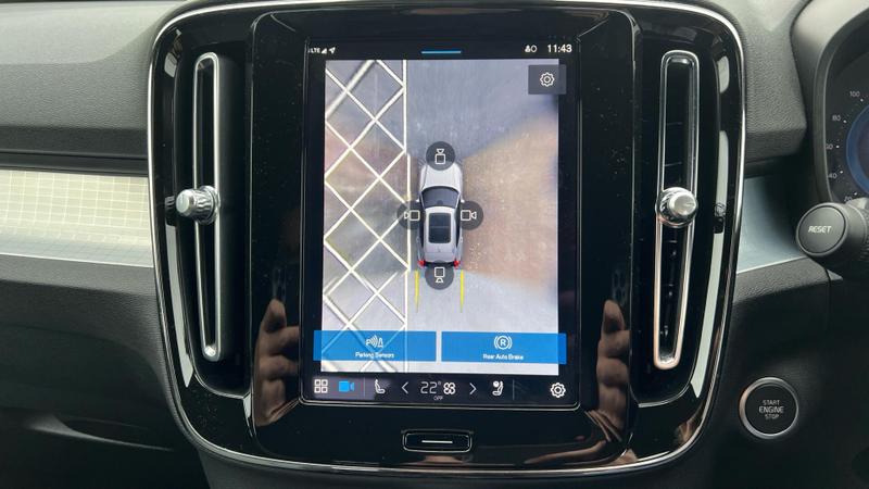 Used Volvo XC40 2023 for sale - 76117438: Photo 58