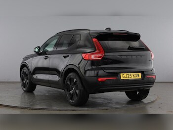 Used Volvo XC40 2025 for sale - 77198915: Photo
