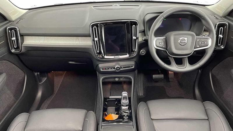 Used Volvo XC40 2024 for sale - 77248606: Photo 11
