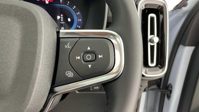 Used Volvo XC40 2024 for sale - 77248606: Photo 19