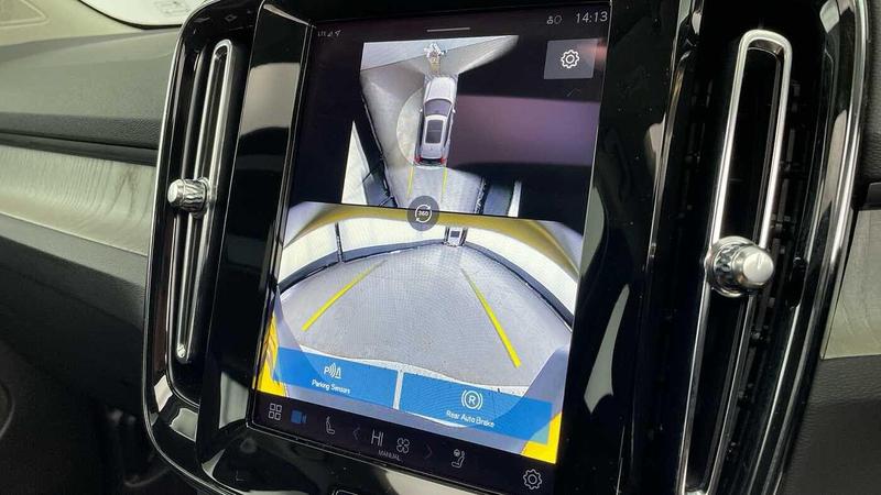 Used Volvo XC40 2024 for sale - 77248606: Photo 25