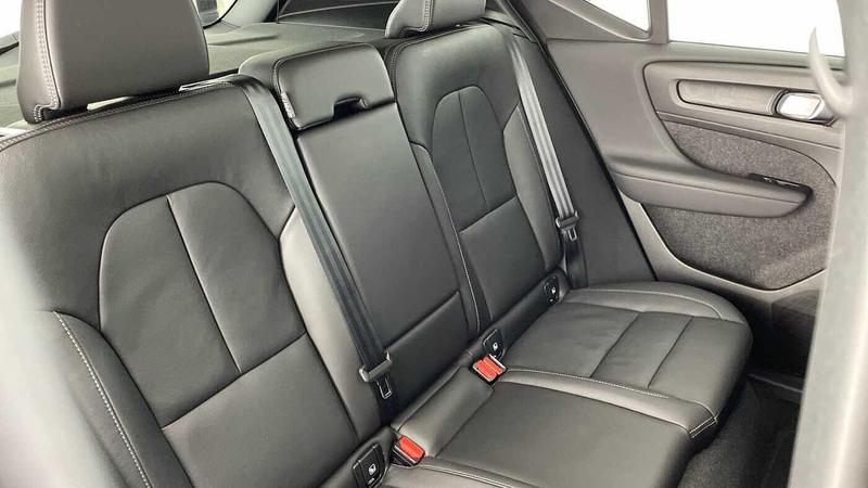 Used Volvo XC40 2024 for sale - 77248606: Photo 28