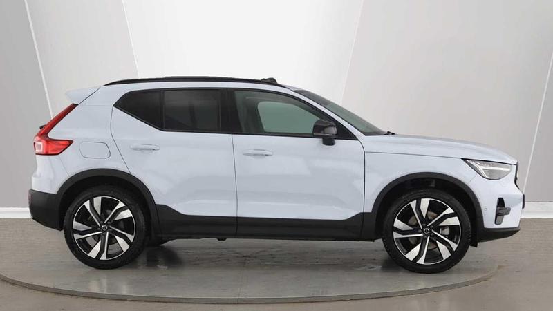 Used Volvo XC40 2024 for sale - 77248606: Photo 3
