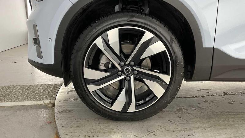 Used Volvo XC40 2024 for sale - 77248606: Photo 40