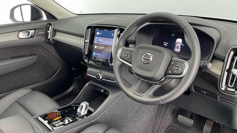 Used Volvo XC40 2024 for sale - 77248606: Photo 9