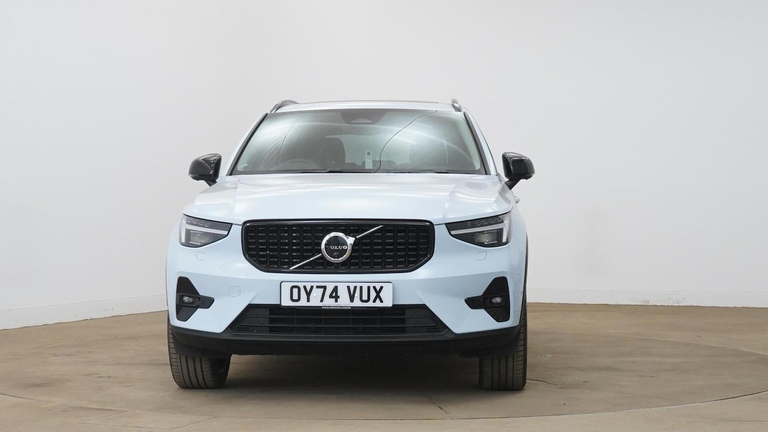 Used Volvo XC40 2024 for sale - 77803937: Photo 11