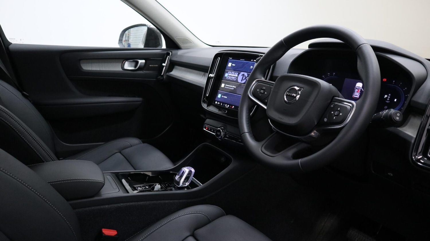 Used Volvo XC40 2024 for sale - 77803937: Photo 12