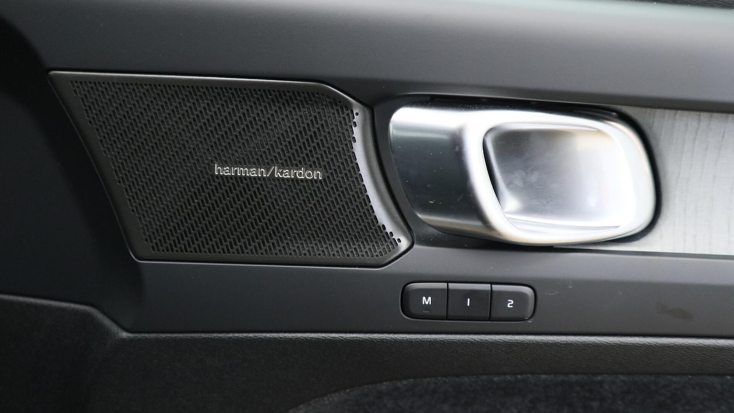 Used Volvo XC40 2024 for sale - 77803937: Photo 25