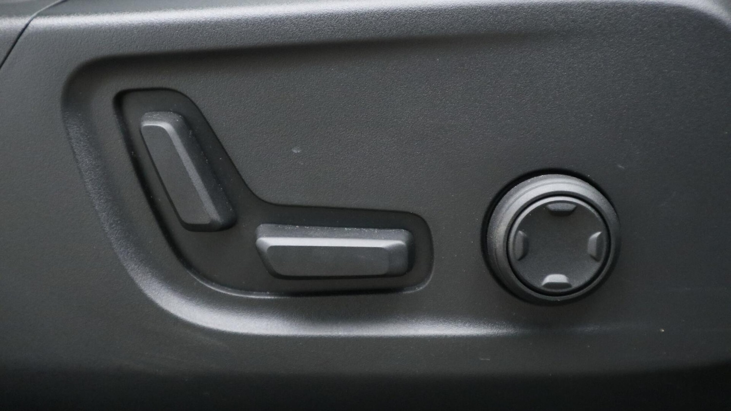 Used Volvo XC40 2024 for sale - 77803937: Photo 27