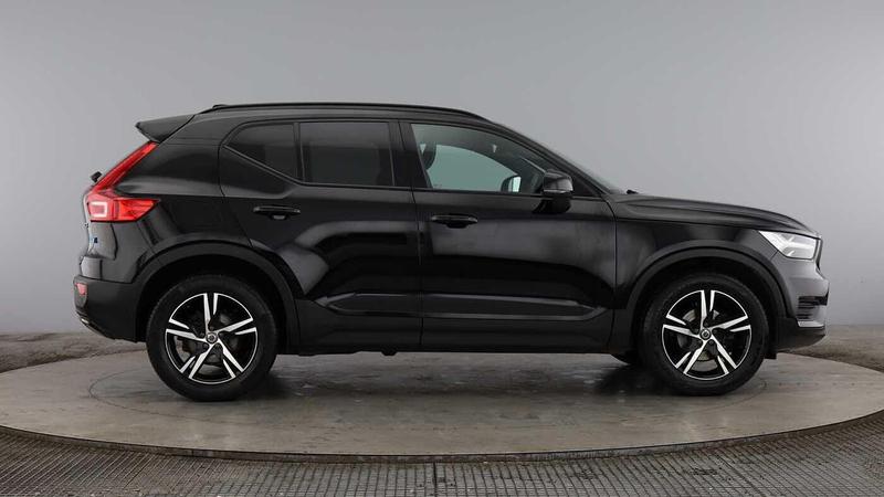 Used Volvo XC40 2022 for sale - 76196614: Photo 2