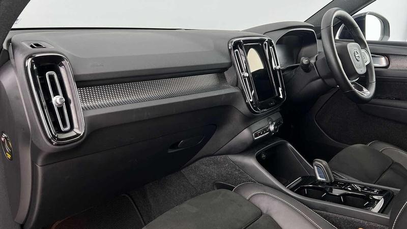 Used Volvo XC40 2022 for sale - 76196614: Photo 6