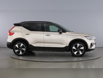 Used Volvo XC40 2023 for sale - 77301228: Photo