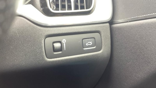 Used Volvo XC60 2018 for sale - 75529644: Photo 17