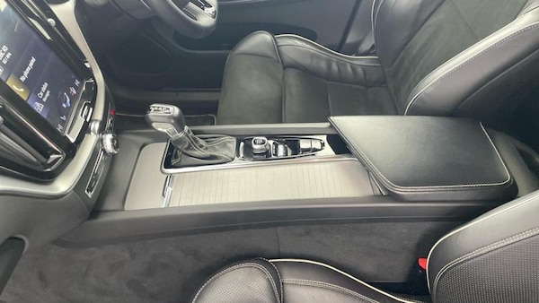 Used Volvo XC60 2018 for sale - 75529644: Photo 35