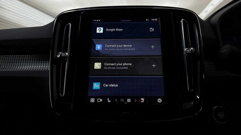 Used Volvo XC40 2025 for sale - 76748126: Photo 11