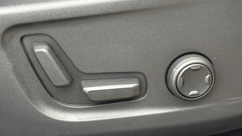 Used Volvo XC40 2025 for sale - 76748126: Photo 27