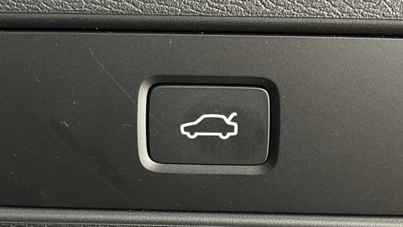 Used Volvo XC40 2025 for sale - 76748126: Photo 29