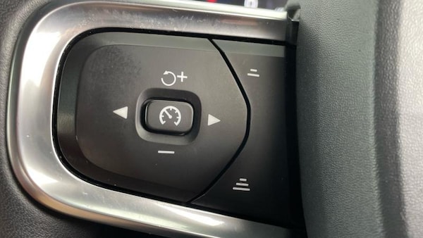 Used Volvo XC40 2020 for sale - 76322360: Photo 16