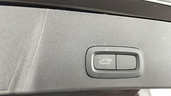 Used Volvo XC40 2020 for sale - 76322360: Photo 25
