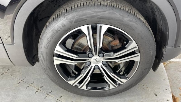 Used Volvo XC40 2020 for sale - 76322360: Photo 5
