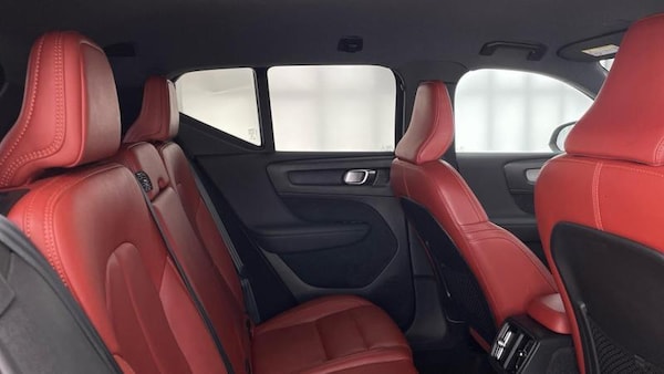 Used Volvo XC40 2020 for sale - 76322360: Photo 9