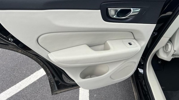Used Volvo XC60 2025 for sale - 76234708: Photo 29