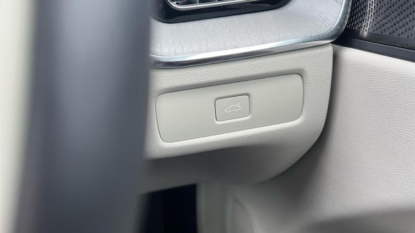 Used Volvo XC60 2025 for sale - 76234708: Photo 47