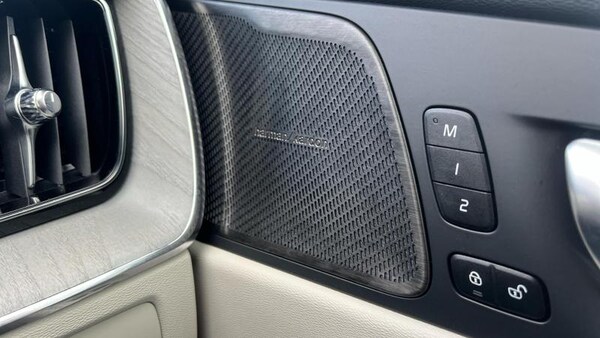 Used Volvo XC60 2025 for sale - 76234708: Photo 49