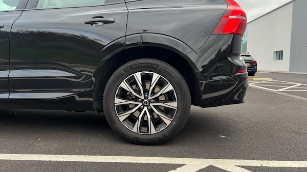 Used Volvo XC60 2025 for sale - 76234708: Photo 5